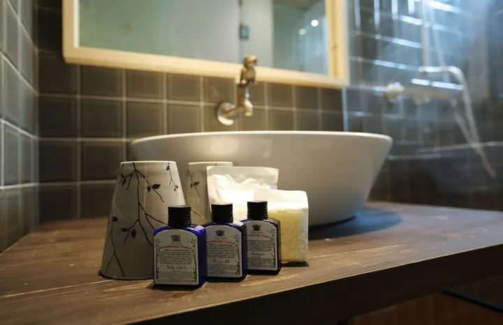 Бангкок: Tints of Blue Hotel