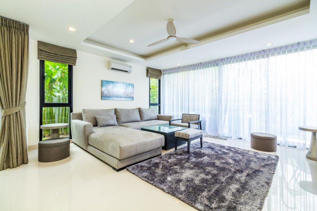 Тхаланг: LP101 - Private rooftop pool villa in Laguna for 9 people, near restaurants and shops