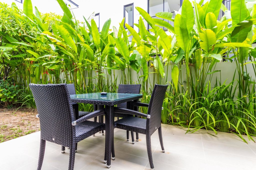 Тхаланг: LP101 - Private rooftop pool villa in Laguna for 9 people, near restaurants and shops