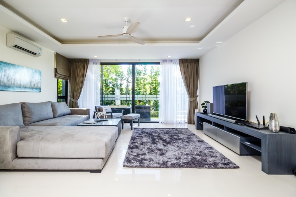 Тхаланг: LP101 - Private rooftop pool villa in Laguna for 9 people, near restaurants and shops