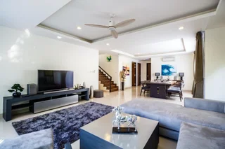 Тхаланг: LP101 - Private rooftop pool villa in Laguna for 9 people, near restaurants and shops