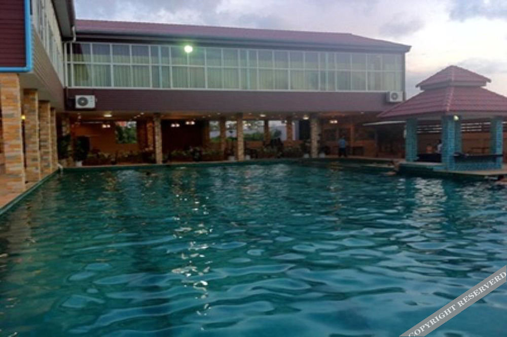Хатъяй: Sky Park Hotel