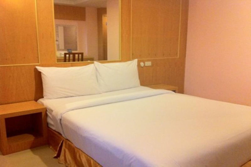 Хатъяй: Sky Park Hotel