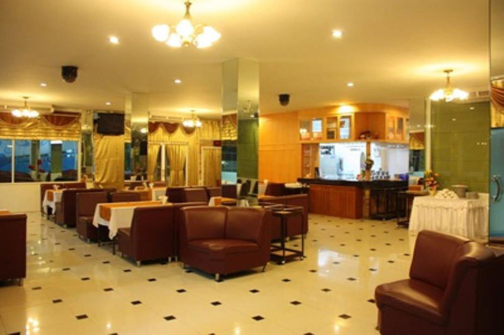 Хатъяй: Sky Park Hotel