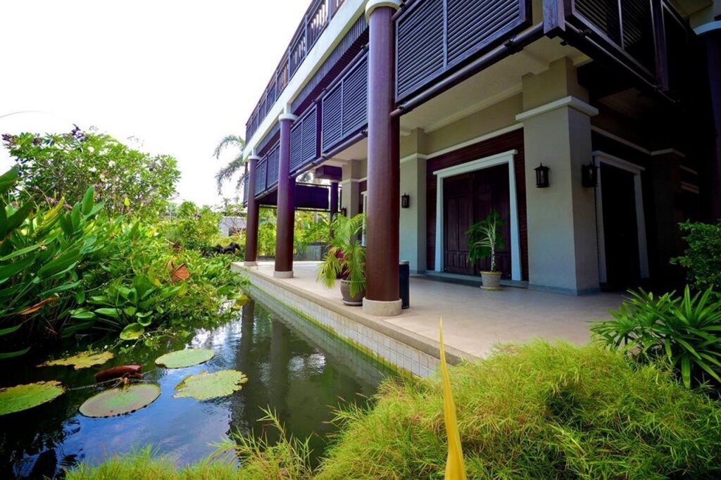 Самуи: Bhundhari Koh Samui