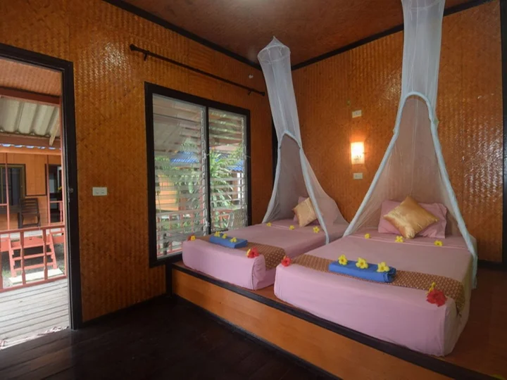 Ланта: Lanta Long Beach Hostel