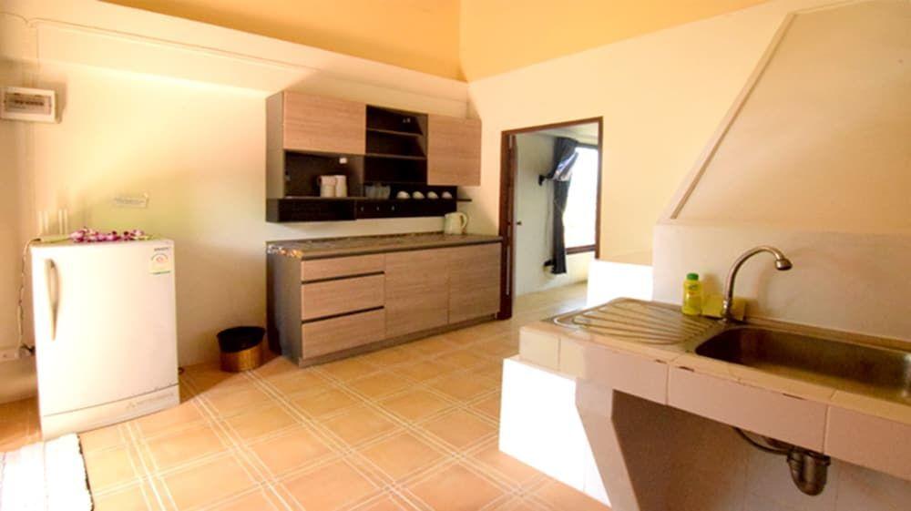 Муанг: Phuket Lilla House