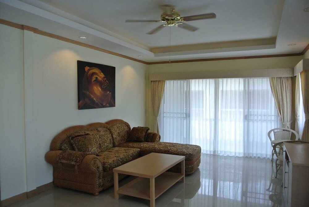 Паттайя: Baan Suan Lalana Tc Floor 5 Room