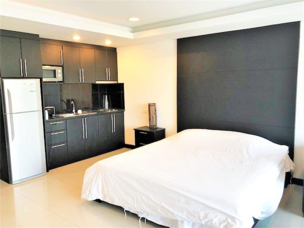 Паттайя: Platinum Suites Studio Condo Jomtien