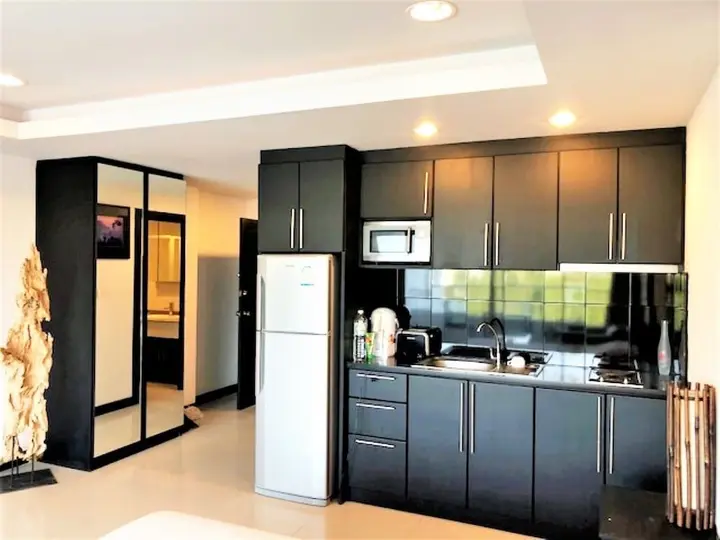Паттайя: Platinum Suites Studio Condo Jomtien