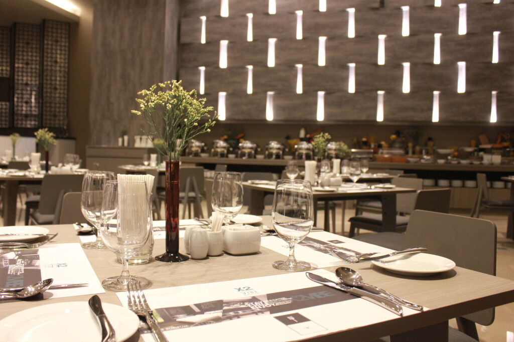 Бури Рам: The Crystal Hotel Buriram