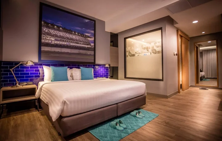 Бури Рам: The Crystal Hotel Buriram
