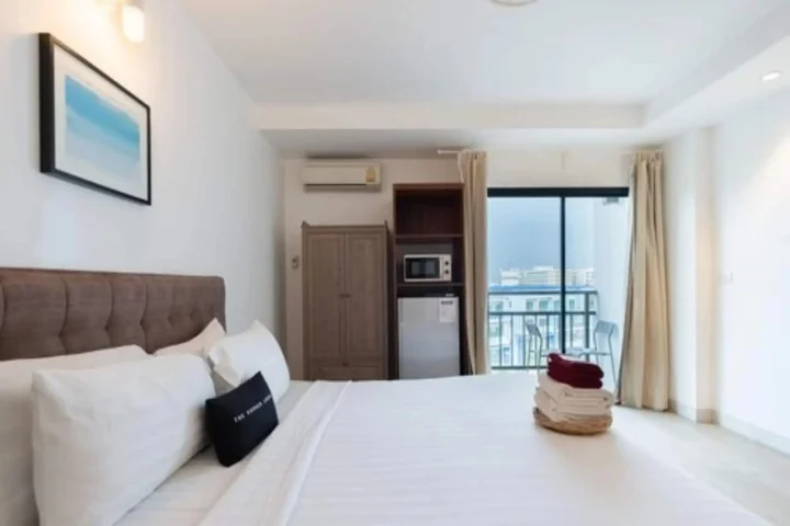 Паттайя: The Corner Lodge