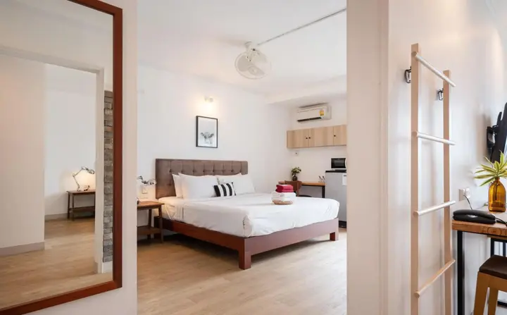 Паттайя: The Corner Lodge