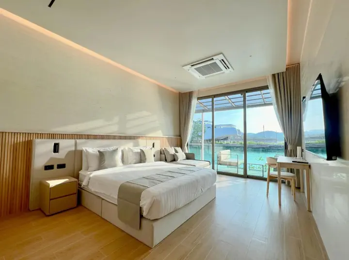 Банг-Саре: Baan Tah On The Sea