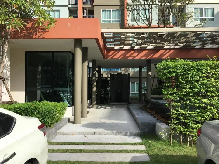 Кату: Modern studio condo at Kathu
