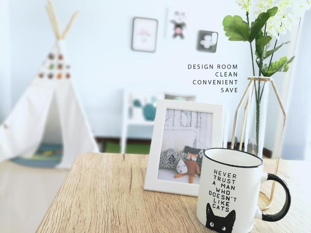 Маха Сарахам: The Chill Town Home