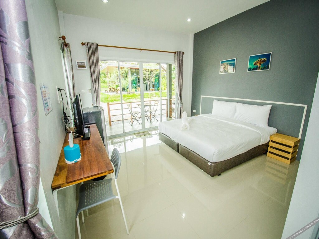 Столичный район Чантхабури: BanSuan Intra Resort