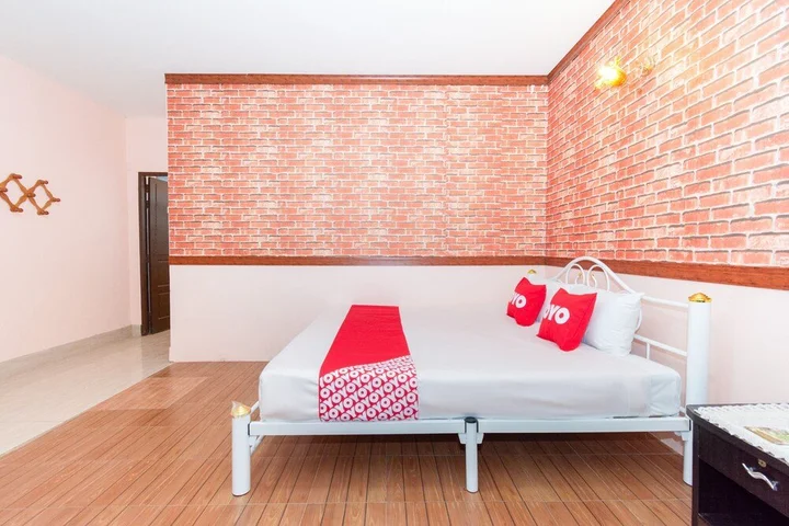 Пхетчхабури: Baandin Resort by OYO Rooms