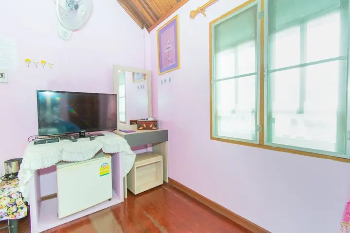 Пхетчхабури: Baandin Resort by OYO Rooms