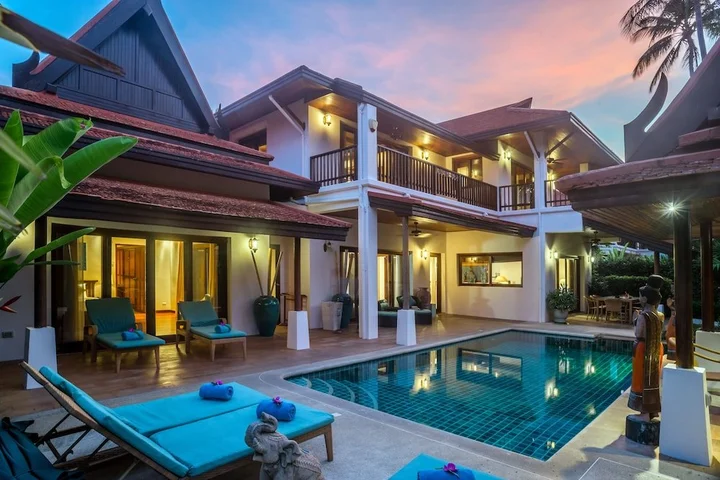 Сураттхани: Baan Banburee