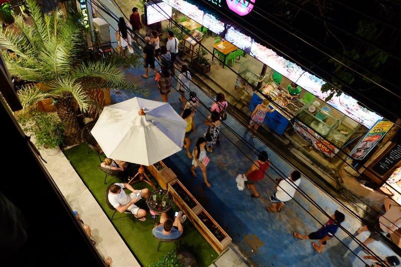 Ко-Липе: Lipe - Bloom Cafe and Hostel