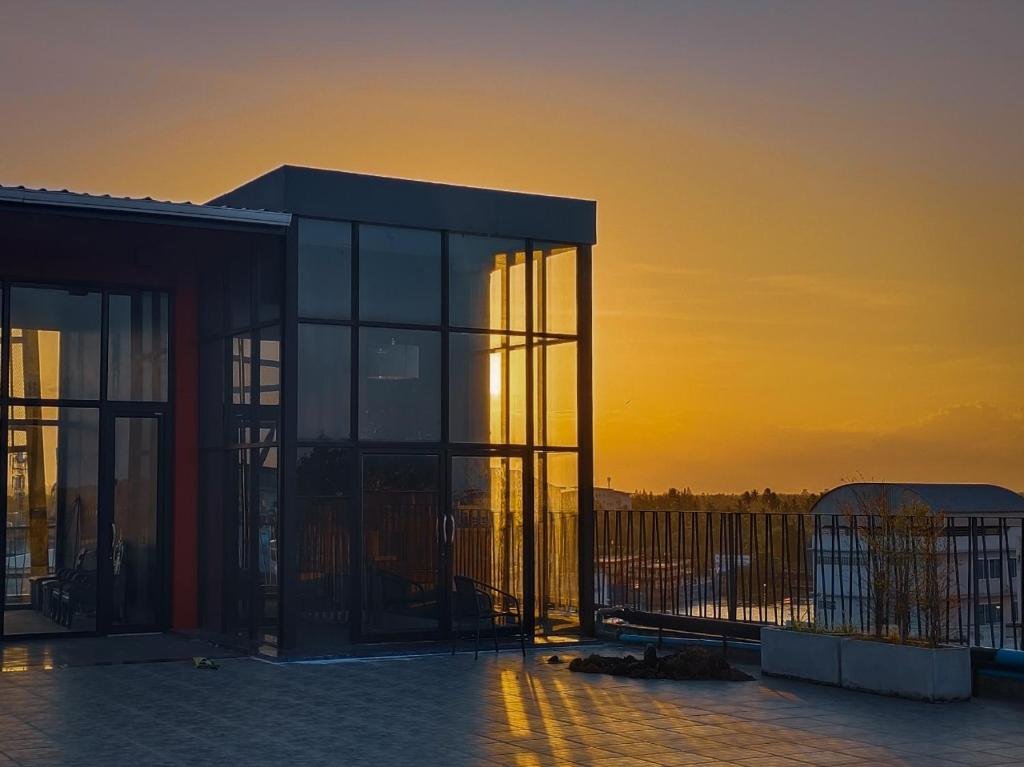 Сураттхани: The Harbour Front Hotel (ดิ ฮาร์เบอร์ฟรอนท์ โฮเทล)