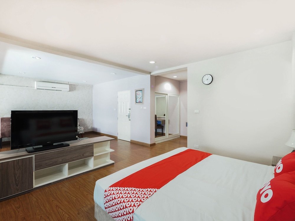 Чиангмай: OYO 995 Blue Cafe Apartment