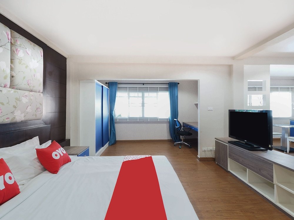 Чиангмай: OYO 995 Blue Cafe Apartment