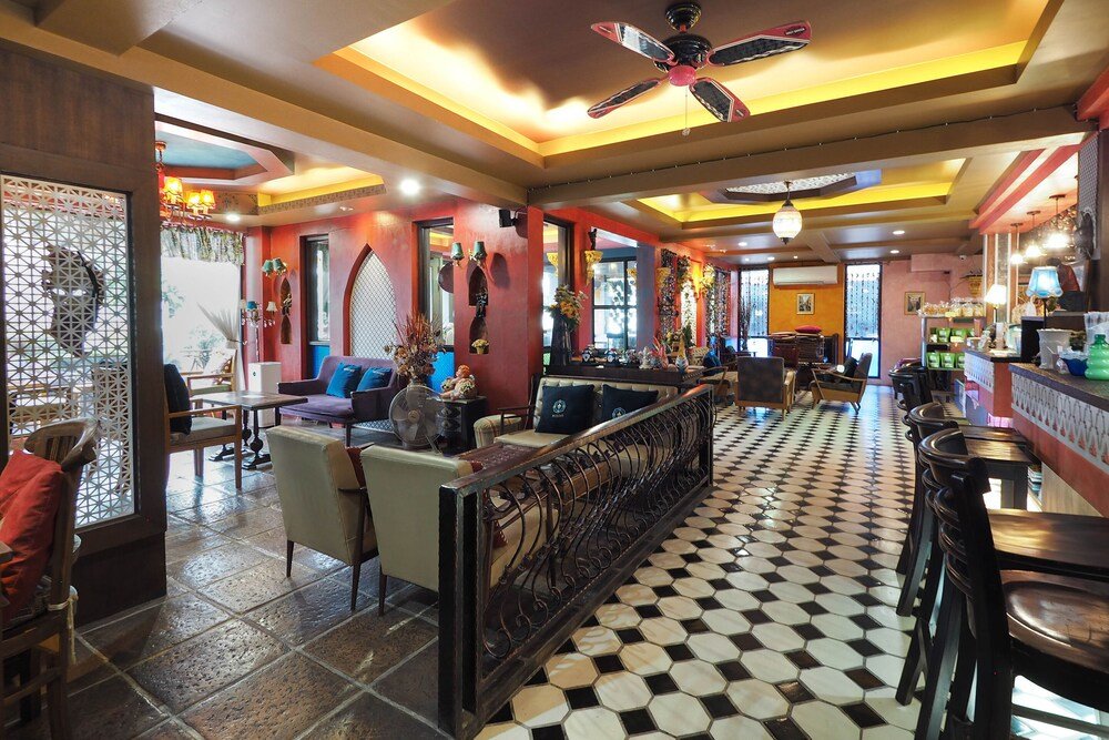 Чиангмай: OYO 995 Blue Cafe Apartment