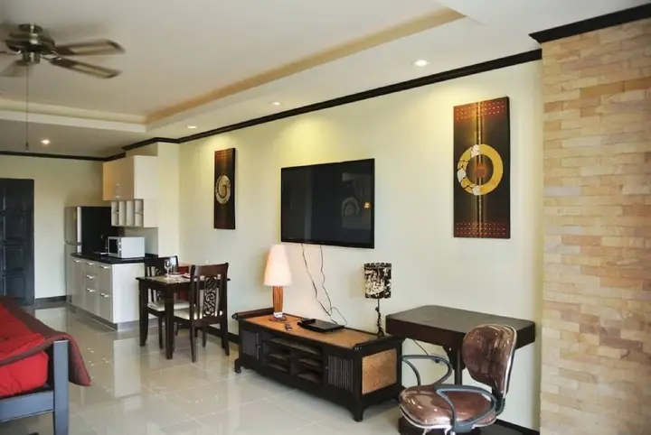 View Talay 5 Studio Apartment - Close to the Beach — фото 1
