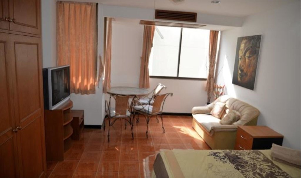 Паттайя: Thep Thip Mansion F5 R5003