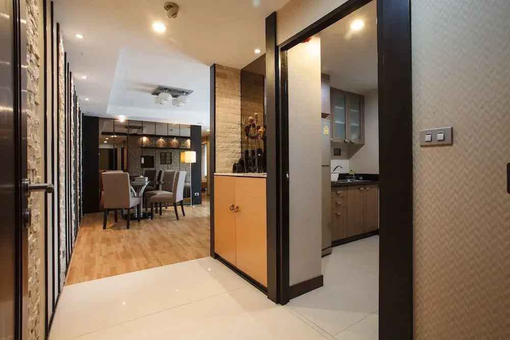 Бангкок: 2A 2 Bedrooms 2,5 Bathrooms in Central Bangkok Near BTS