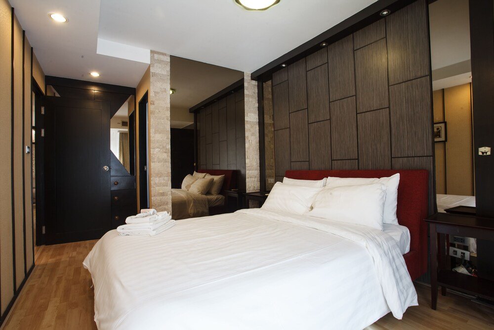 Бангкок: 2A 2 Bedrooms 2,5 Bathrooms in Central Bangkok Near BTS