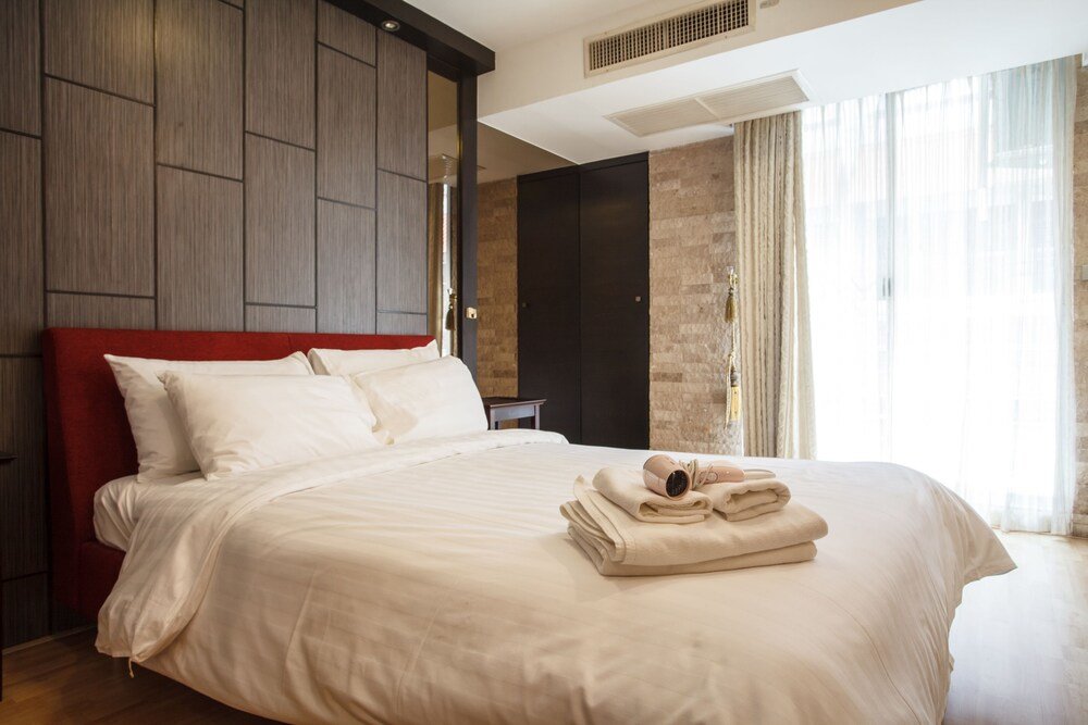 2A 2 Bedrooms 2,5 Bathrooms in Central Bangkok Near BTS — фото 3