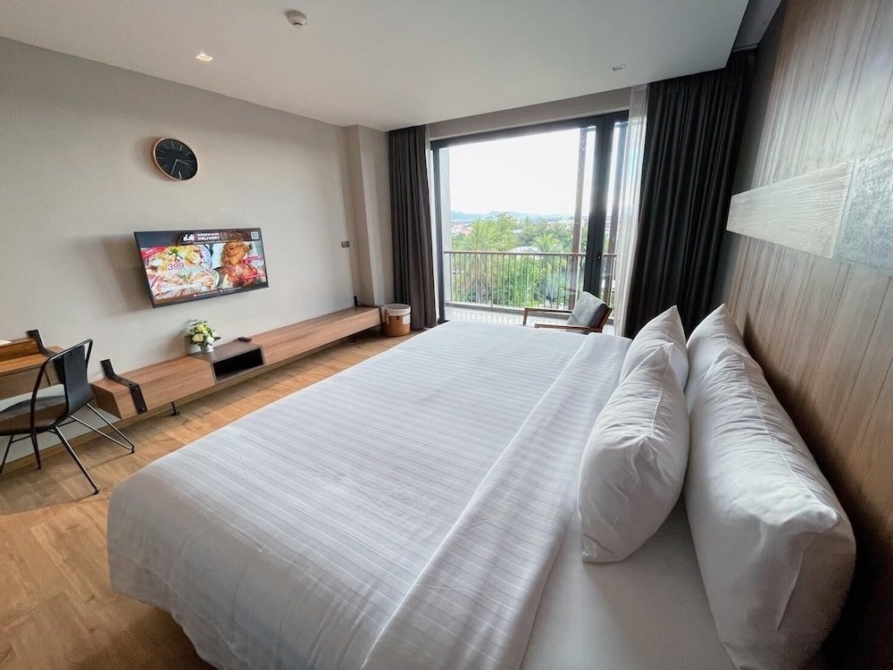 Мей-Сот: The Teak Hotel (SHA Extra Plus)