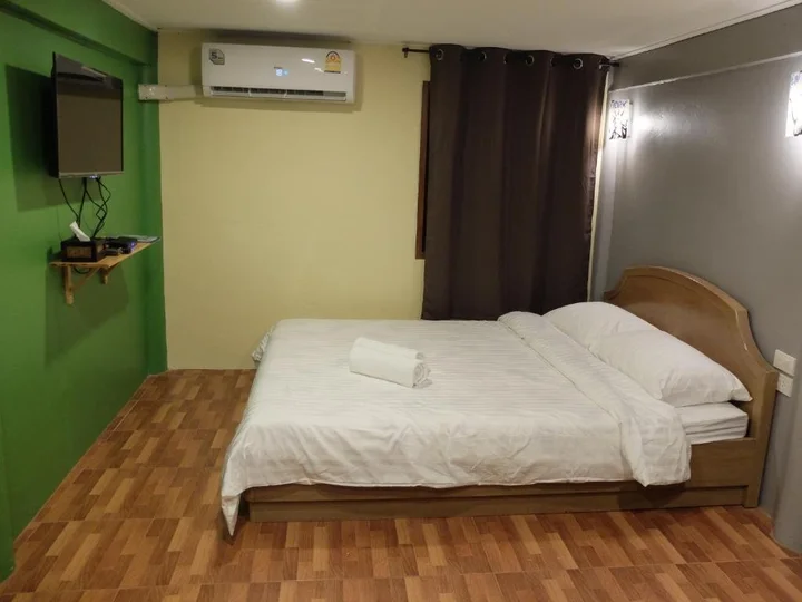 Нонтхабури: Bed in Beyt Boutique Hotel by ZUZU