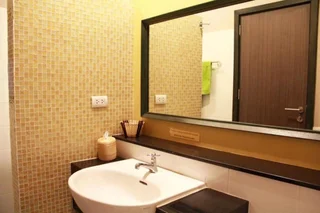 Кхлонг-Янг: Mulberry House Korat
