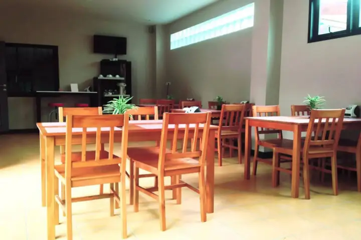 Кхлонг-Янг: Mulberry House Korat
