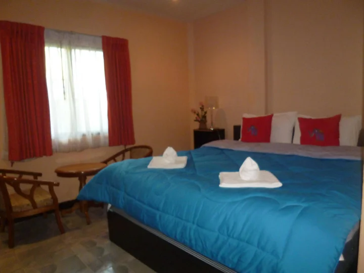 Кату: Elite Guesthouse