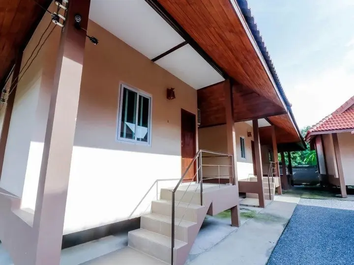 Сарапхи: Saksri Resort