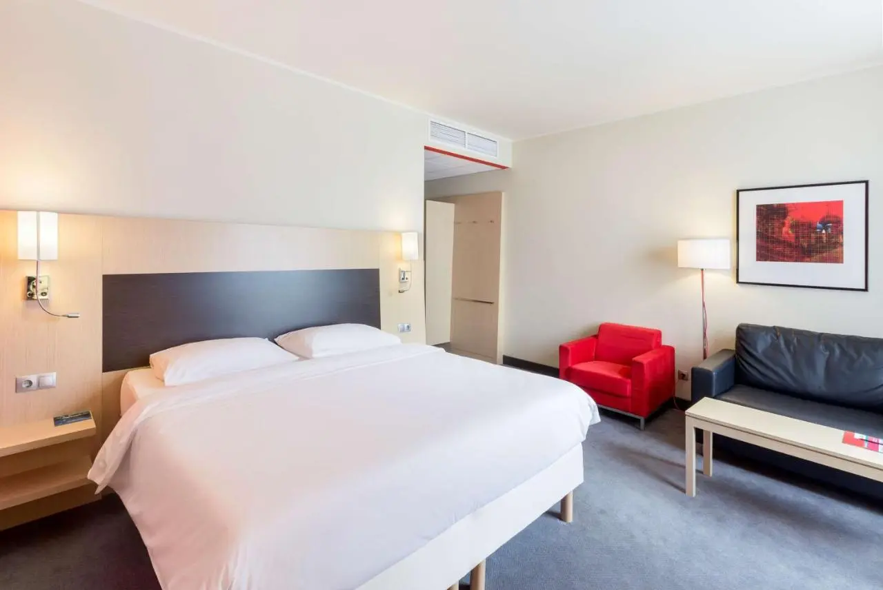 Новосибирск: Park Inn by Radisson Novosibirsk