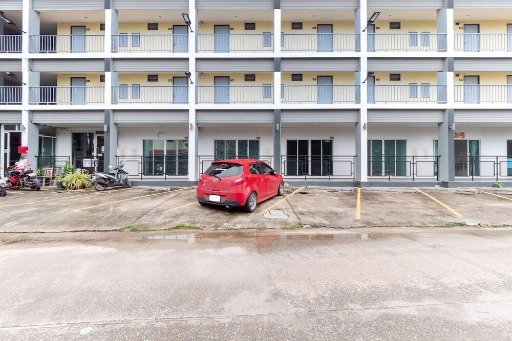 Паттайя: V Place Apartment