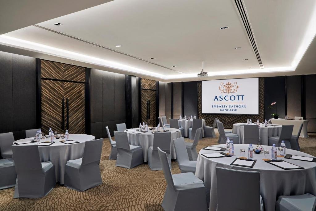 Бангкок: Ascott Embassy Sathorn