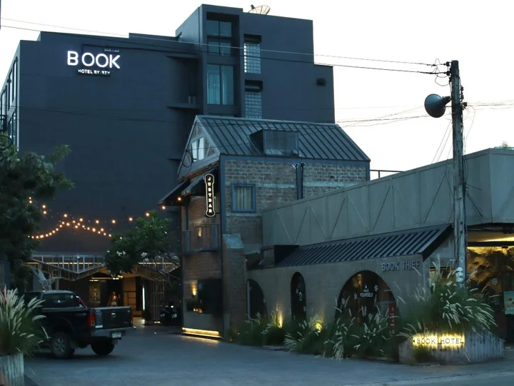 Чиангмай: BOOK Design HOTEL (SHA Extra plus)