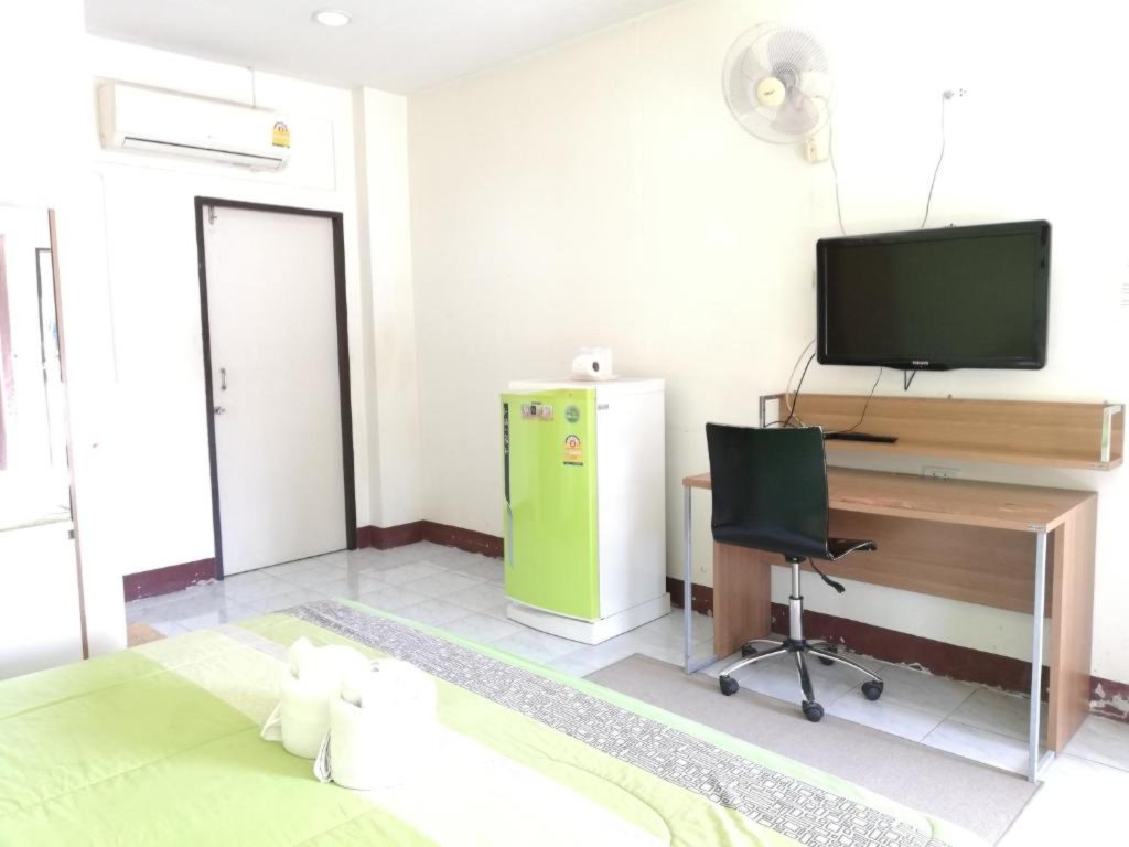 Тхаланг: Andaman Place