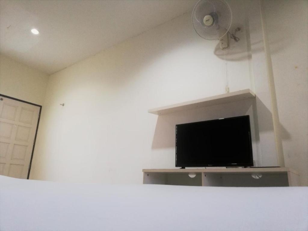 Тхаланг: Andaman Place
