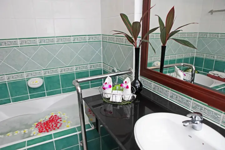 Самуи: Samui First House Hotel