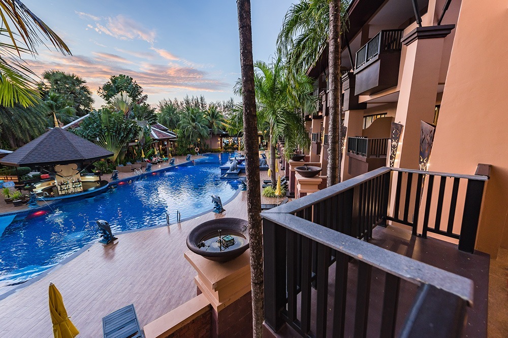 Кату: Princess Kamala Beachfront Hotel
