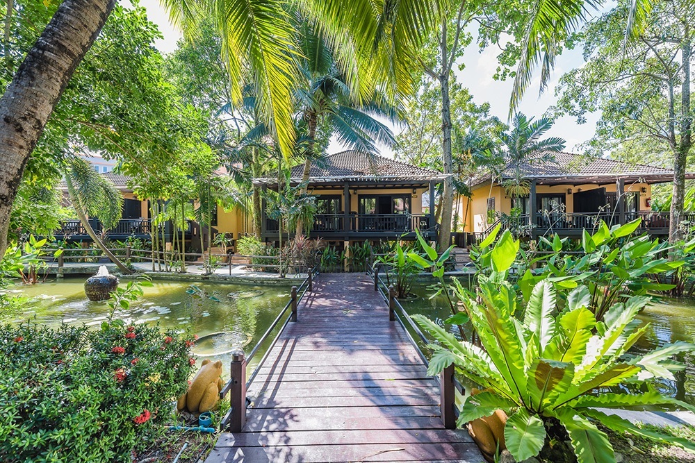 Кату: Princess Kamala Beachfront Hotel